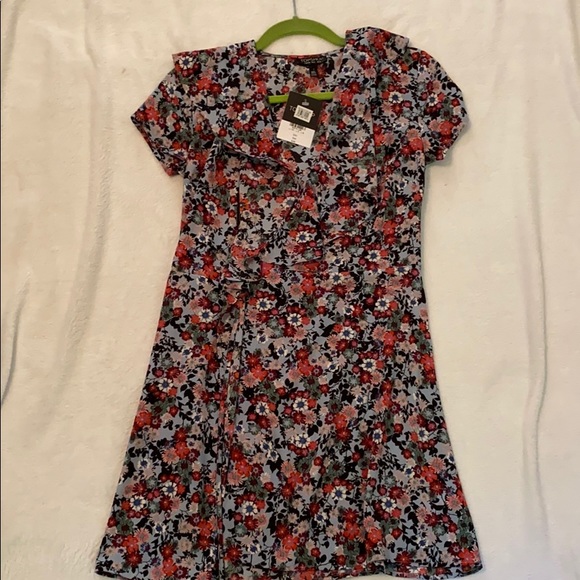 Floral Topshop wrap dress - Picture 2 of 4